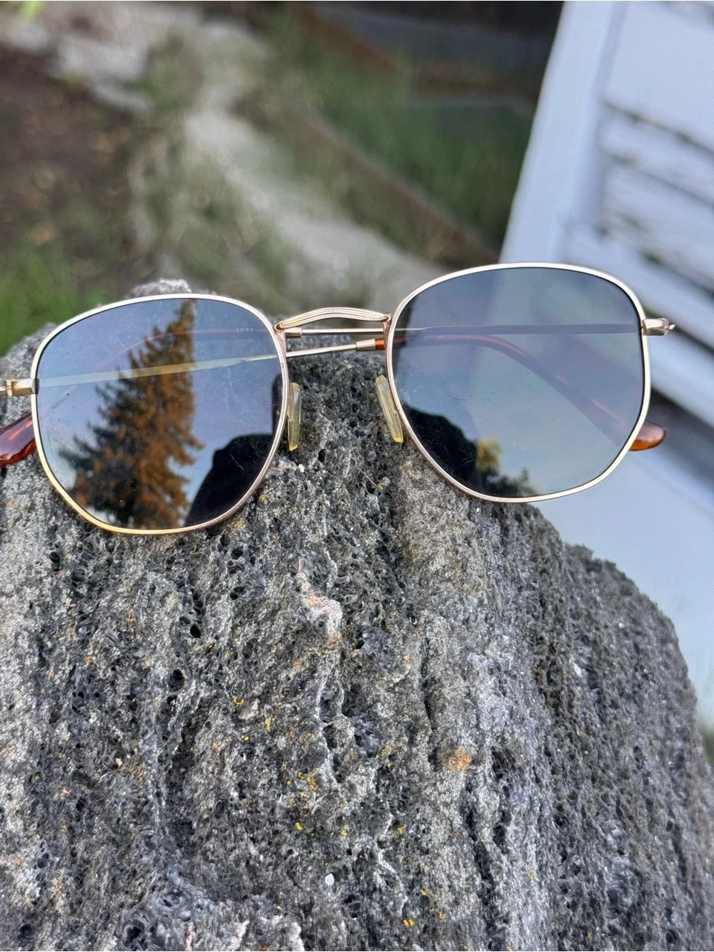 Stunning Gold Metal Hexagon Sunglasses